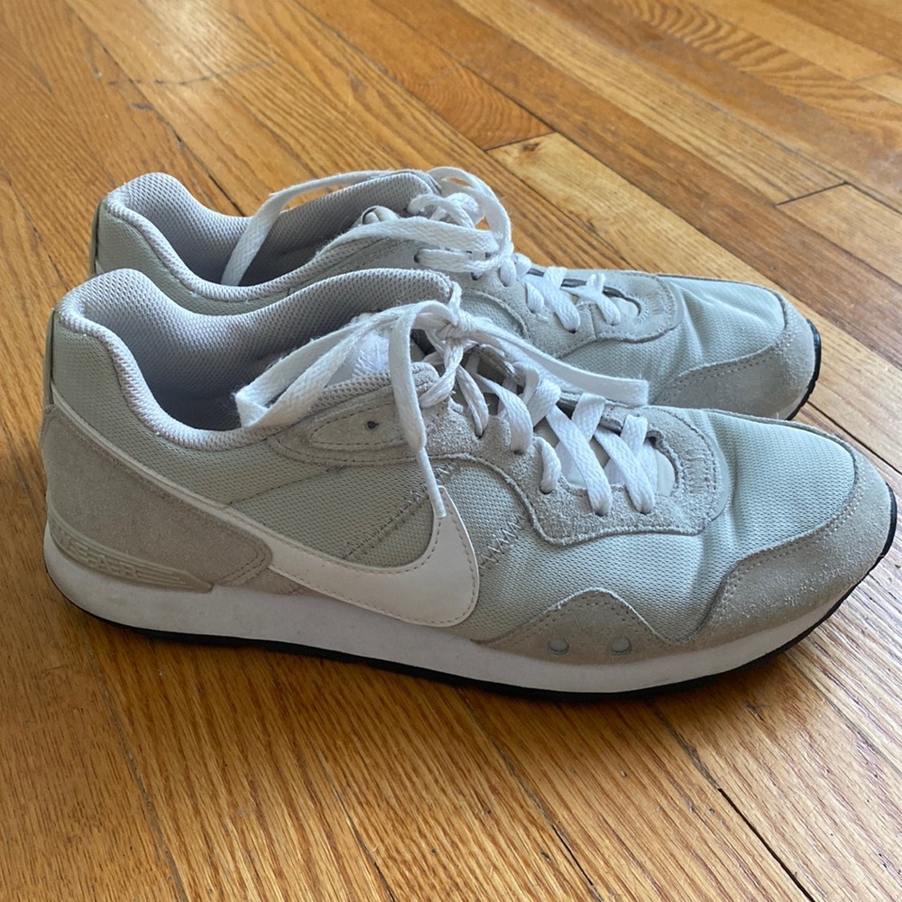 Women’s size 10 Nike shoes